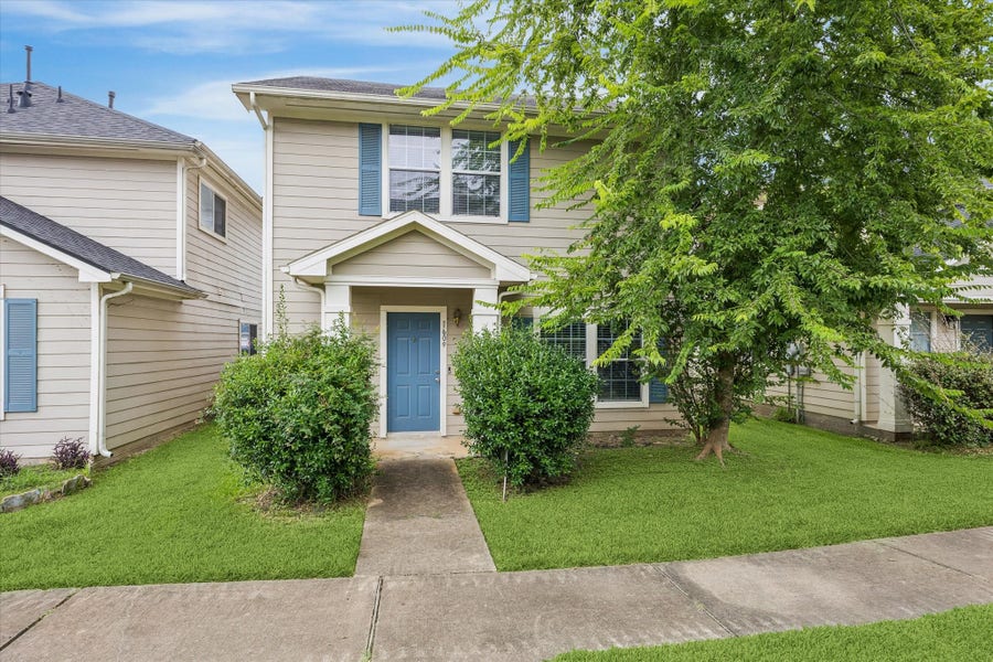 Property photo for 1609 Nichole Woods Drive, Houston, TX
