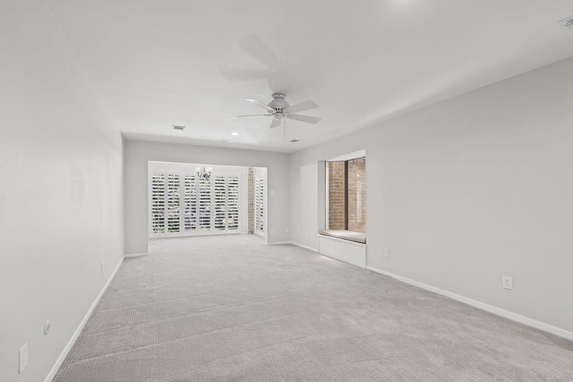 201 Vanderpool Lane, #69, Houston, TX 77024 Primary Bedroom