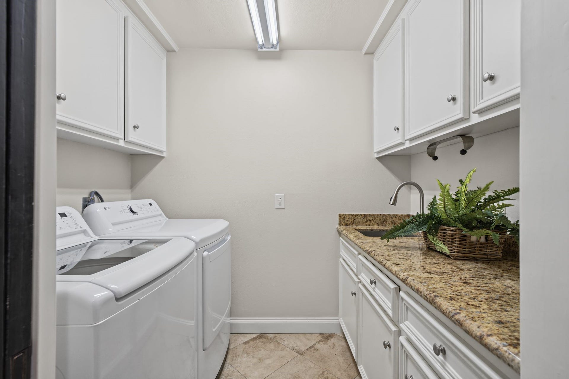 201 Vanderpool Lane, #69, Houston, TX 77024 201 Vanderpool Lane, #69, Houston, TX 77024