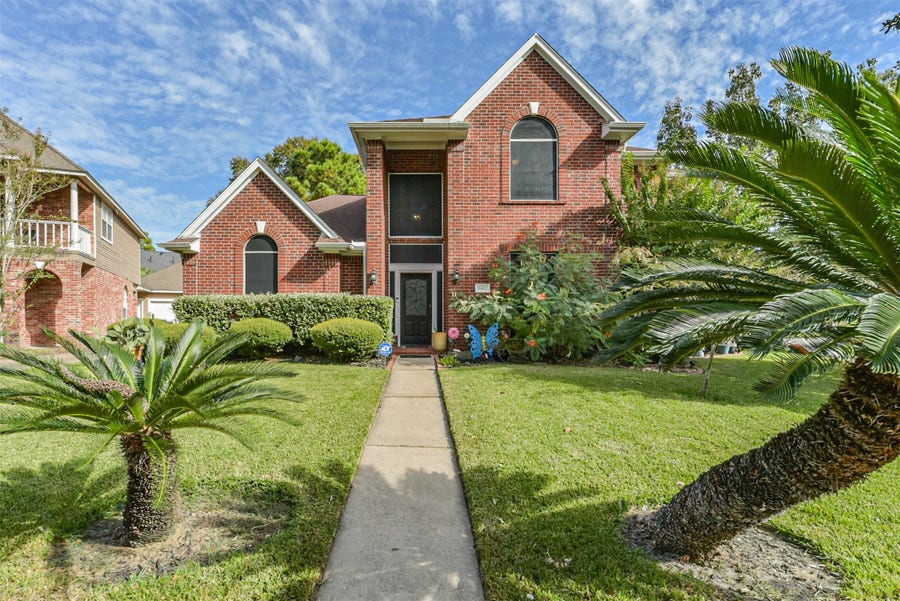 Property photo for 18402 Spinner Court Drive, Humble, TX