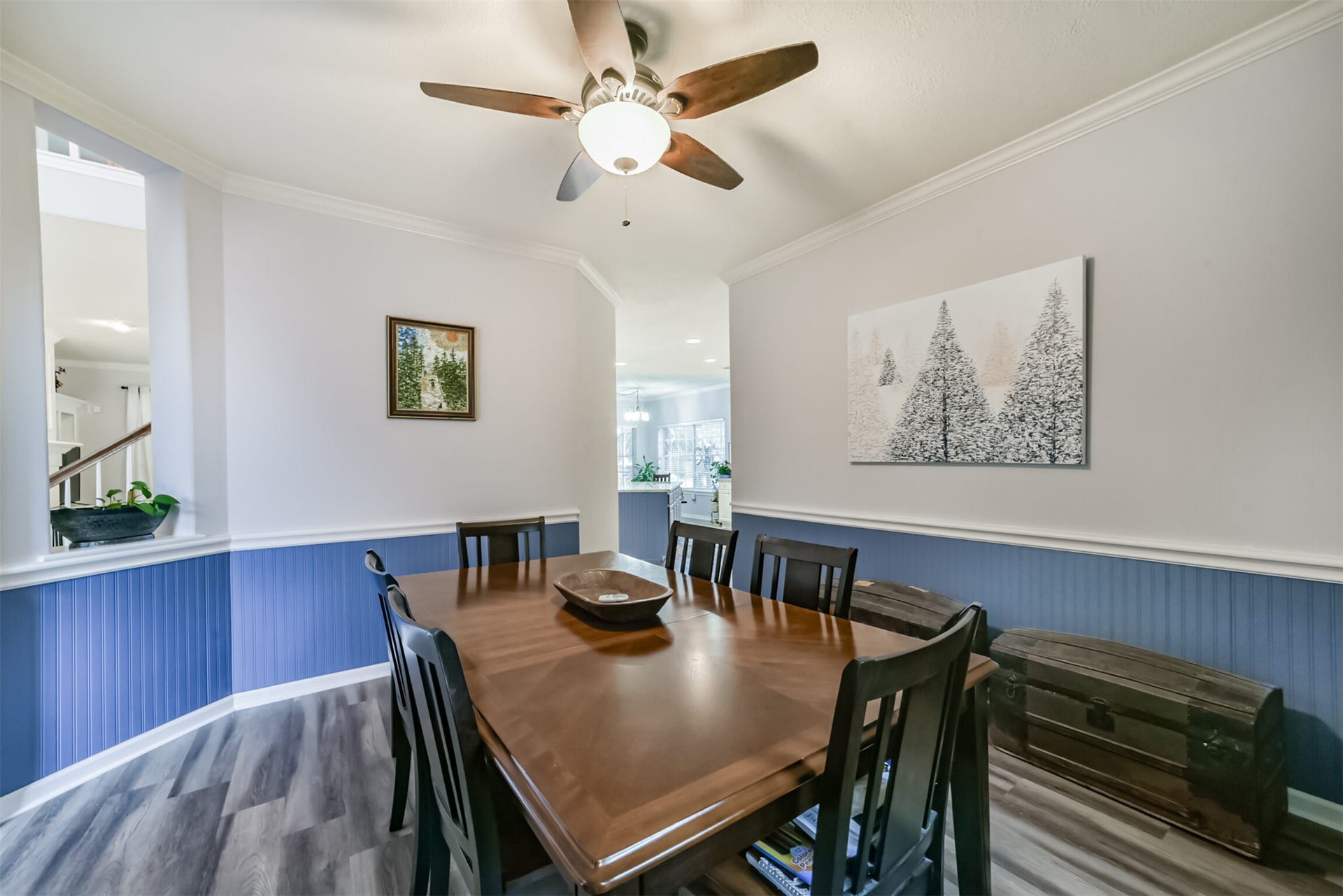 18402 Spinner Court Drive, Humble, TX 77346 Formal dining room with convenient access to the kitchen.
