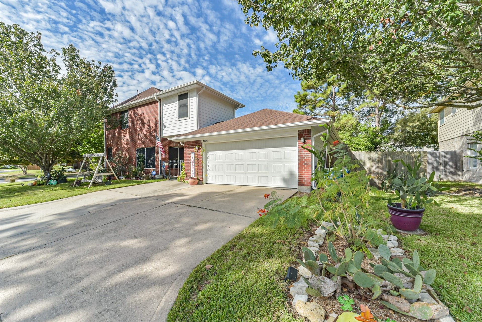18402 Spinner Court Drive, Humble, TX 77346 Double wide driveway with additional parking.