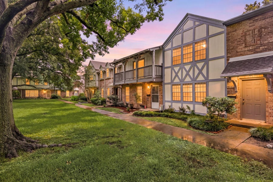 Property photo for 10328 Hammerly Boulevard, #10, Houston, TX
