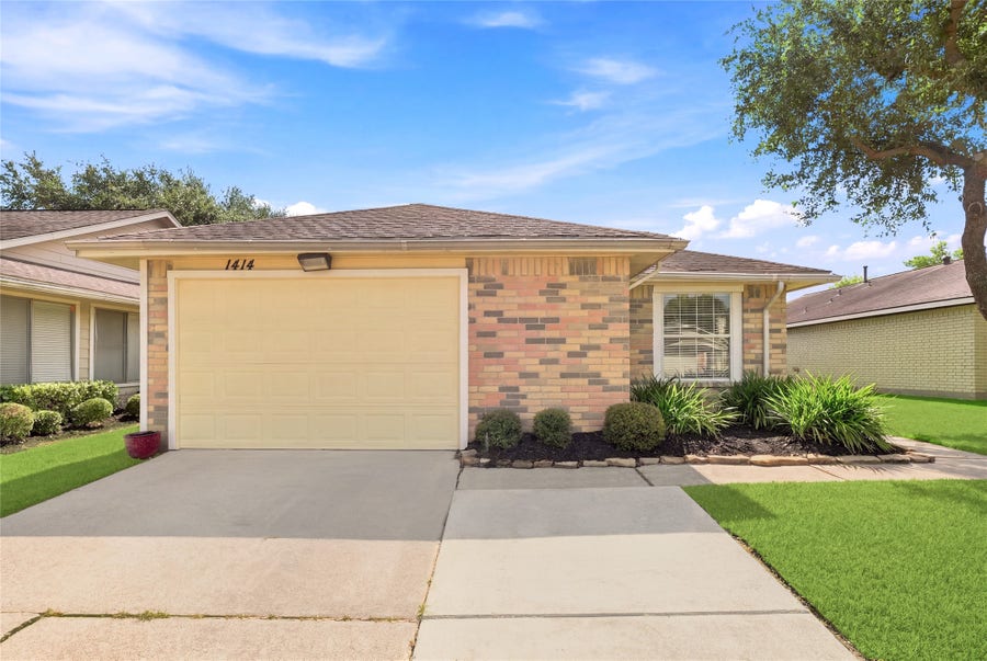 Property photo for 1414 Great Dover Circle, Channelview, TX