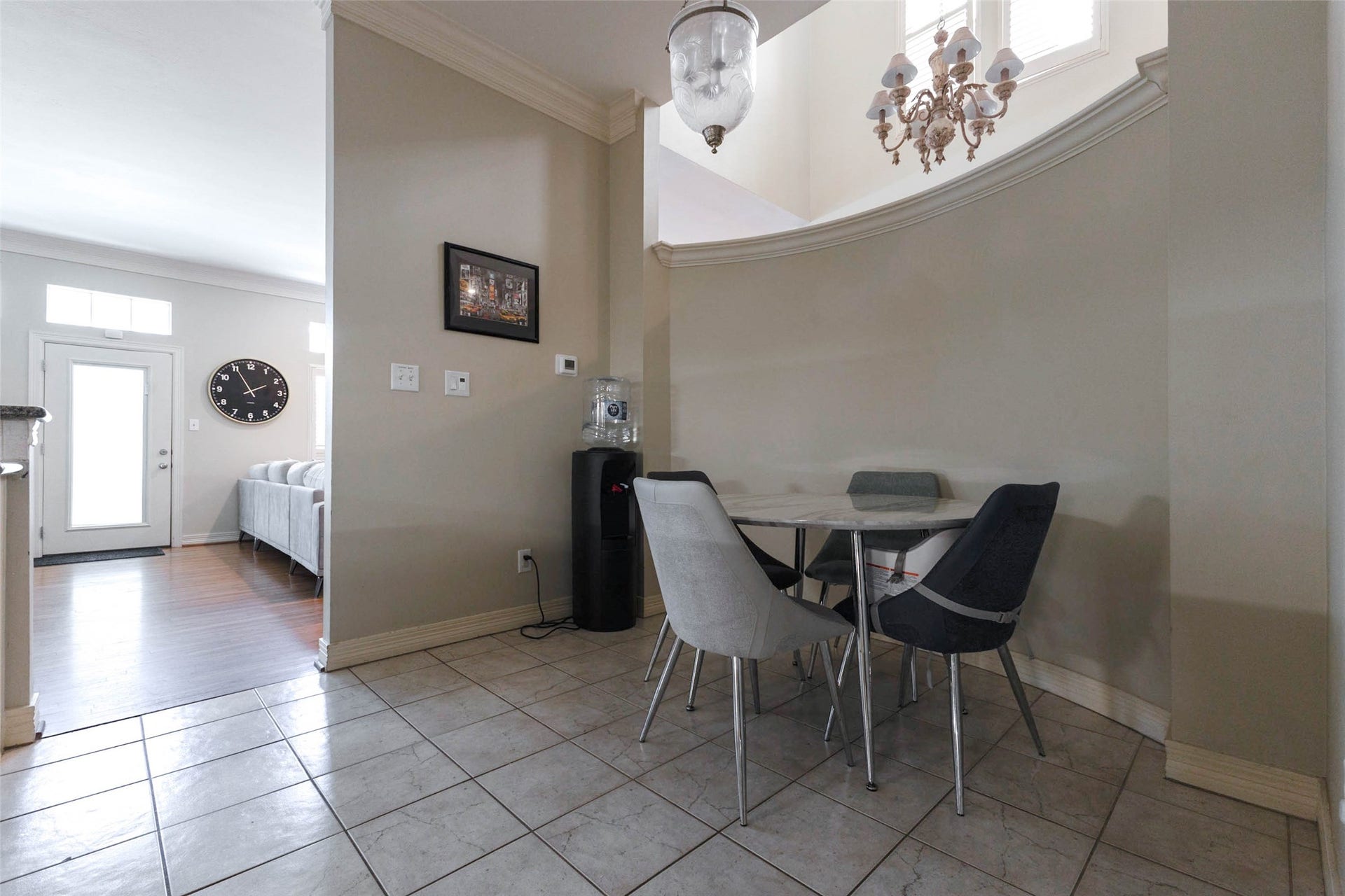 20 Stalynn Lane, Houston, TX 77027 20 Stalynn Lane, Houston, TX 77027