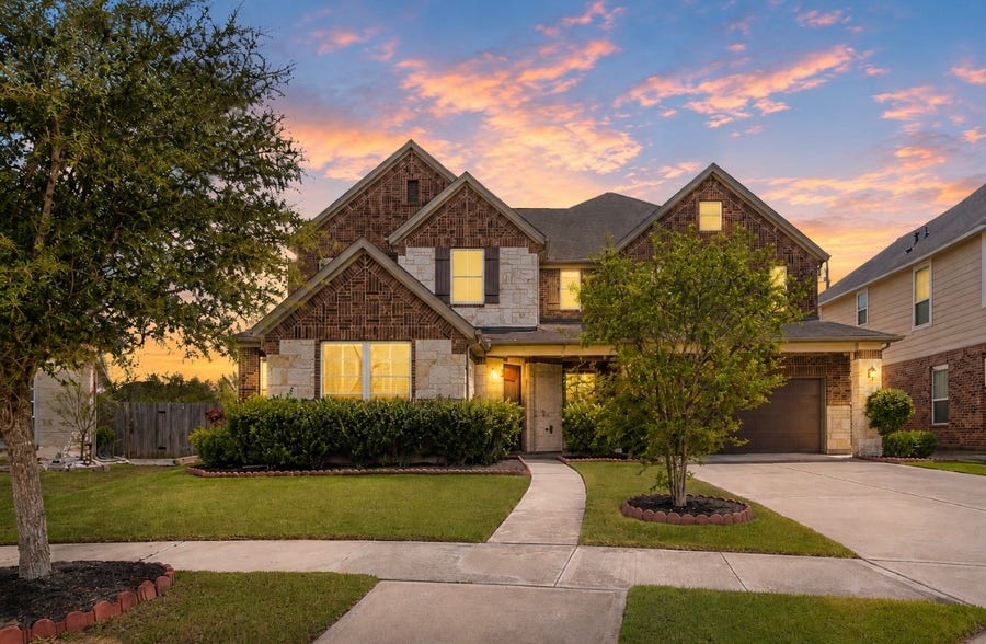 Property photo for 4607 Rockton Hills Lane, Sugar Land, TX