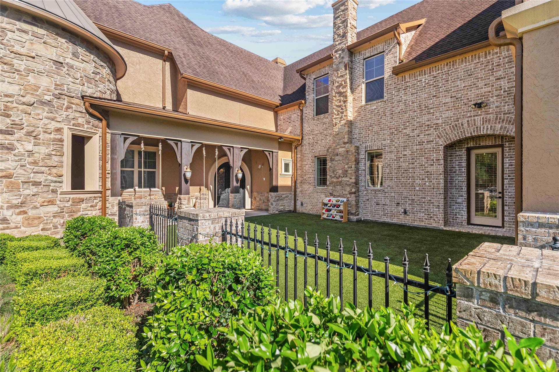2419 Parrot Shell Lane, Richmond, TX 77406 2419 Parrot Shell Lane, Richmond, TX 77406