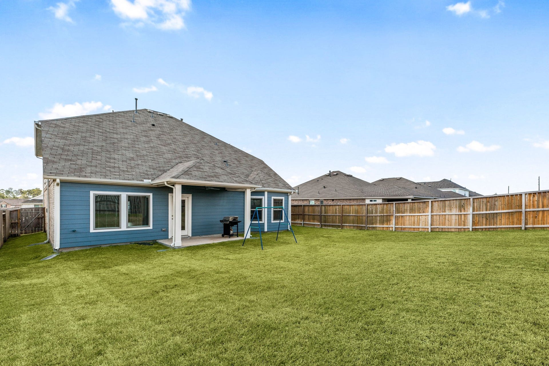 333 Flower Reed Court, Magnolia, TX 77354 333 Flower Reed Court, Magnolia, TX 77354