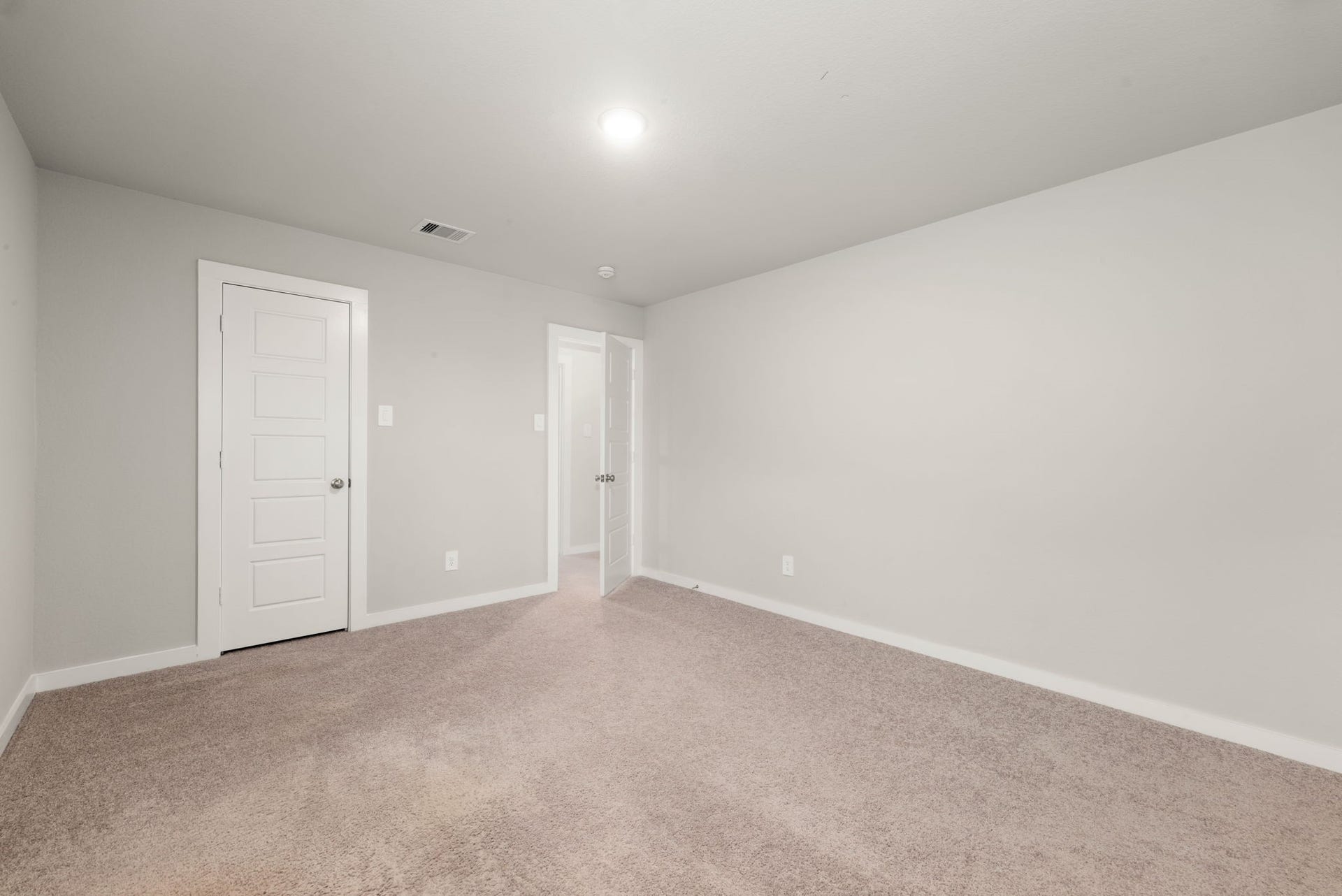333 Flower Reed Court, Magnolia, TX 77354 333 Flower Reed Court, Magnolia, TX 77354