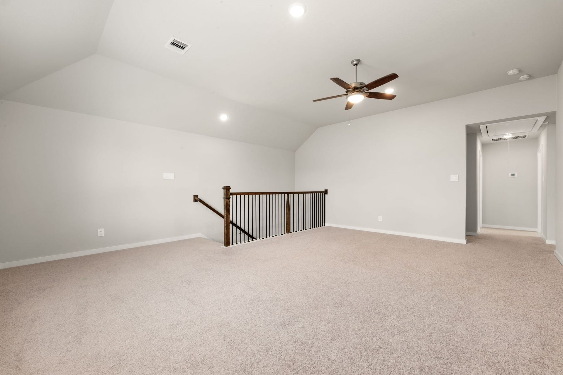 333 Flower Reed Court, Magnolia, TX 77354 333 Flower Reed Court, Magnolia, TX 77354