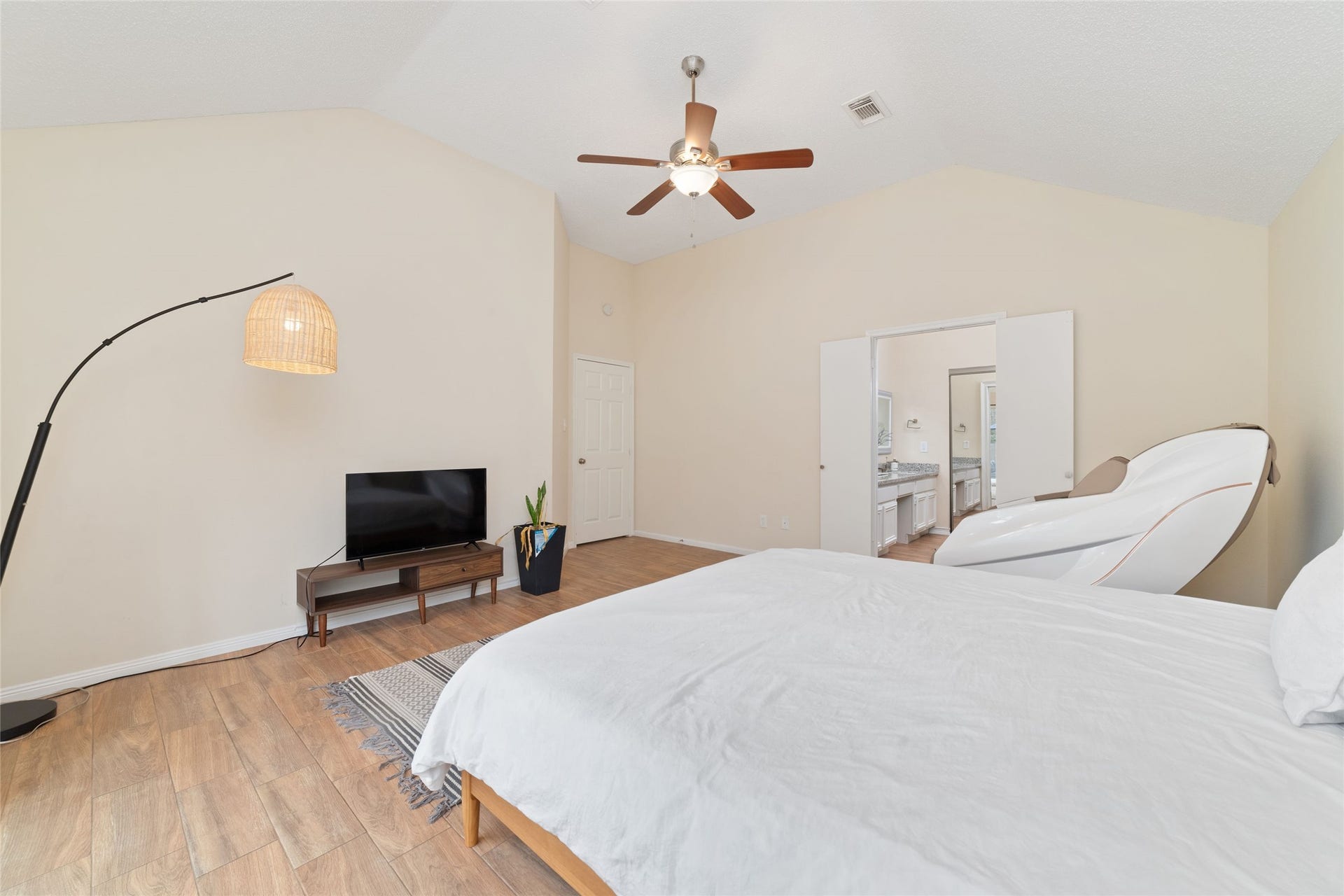 36 N Rain Forest Court, Spring, TX 77380 36 N Rain Forest Court, Spring, TX 77380