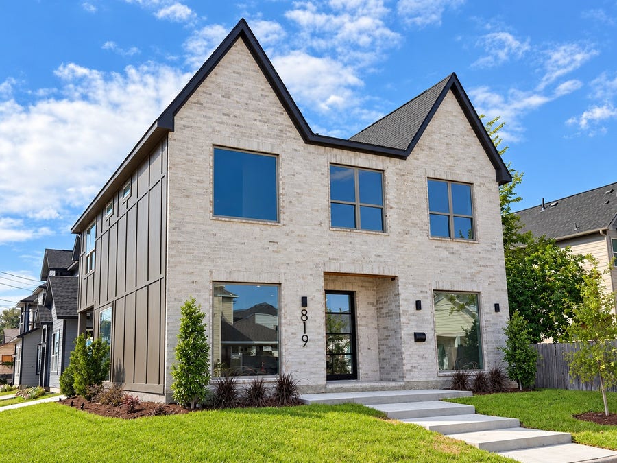 Property photo for 819 E 33rd Street, Houston, TX