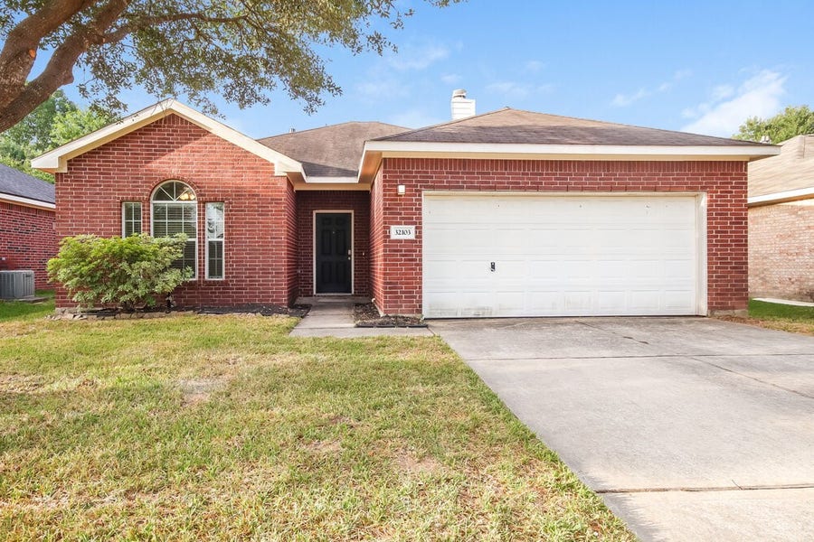 Property photo for 32103 Sue Lane, Pinehurst, TX