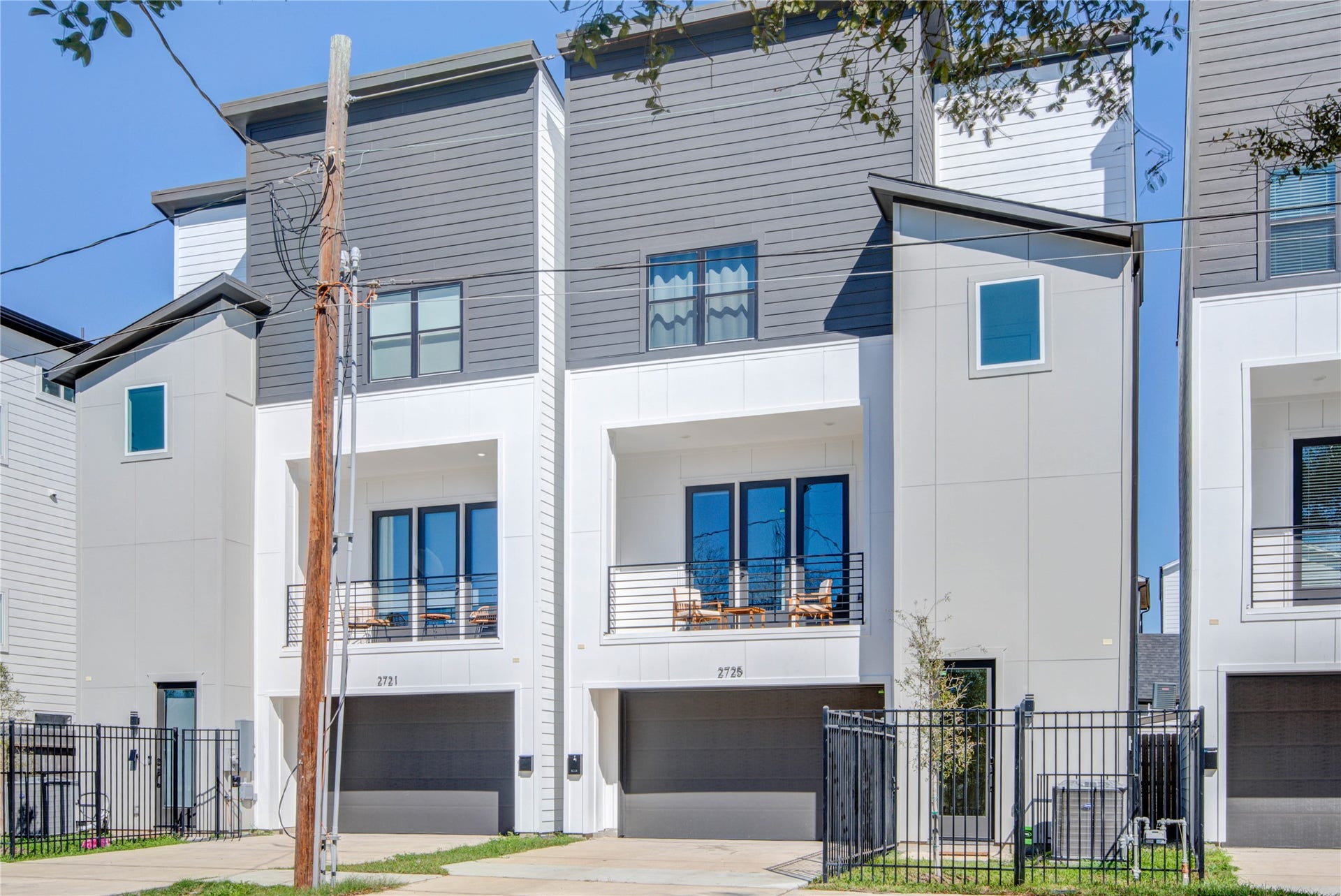 2725 Rosalie Street, Houston, TX 77004 2725 Rosalie Street, Houston, TX 77004