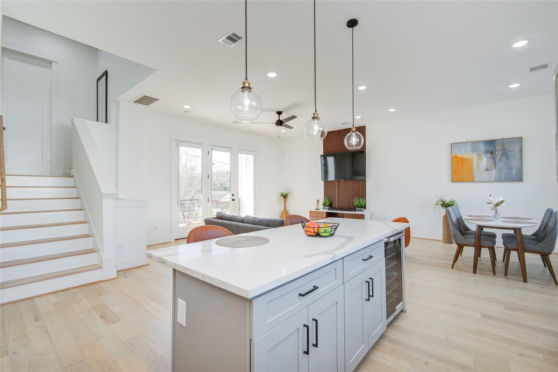 2725 Rosalie Street, Houston, TX 77004 2725 Rosalie Street, Houston, TX 77004