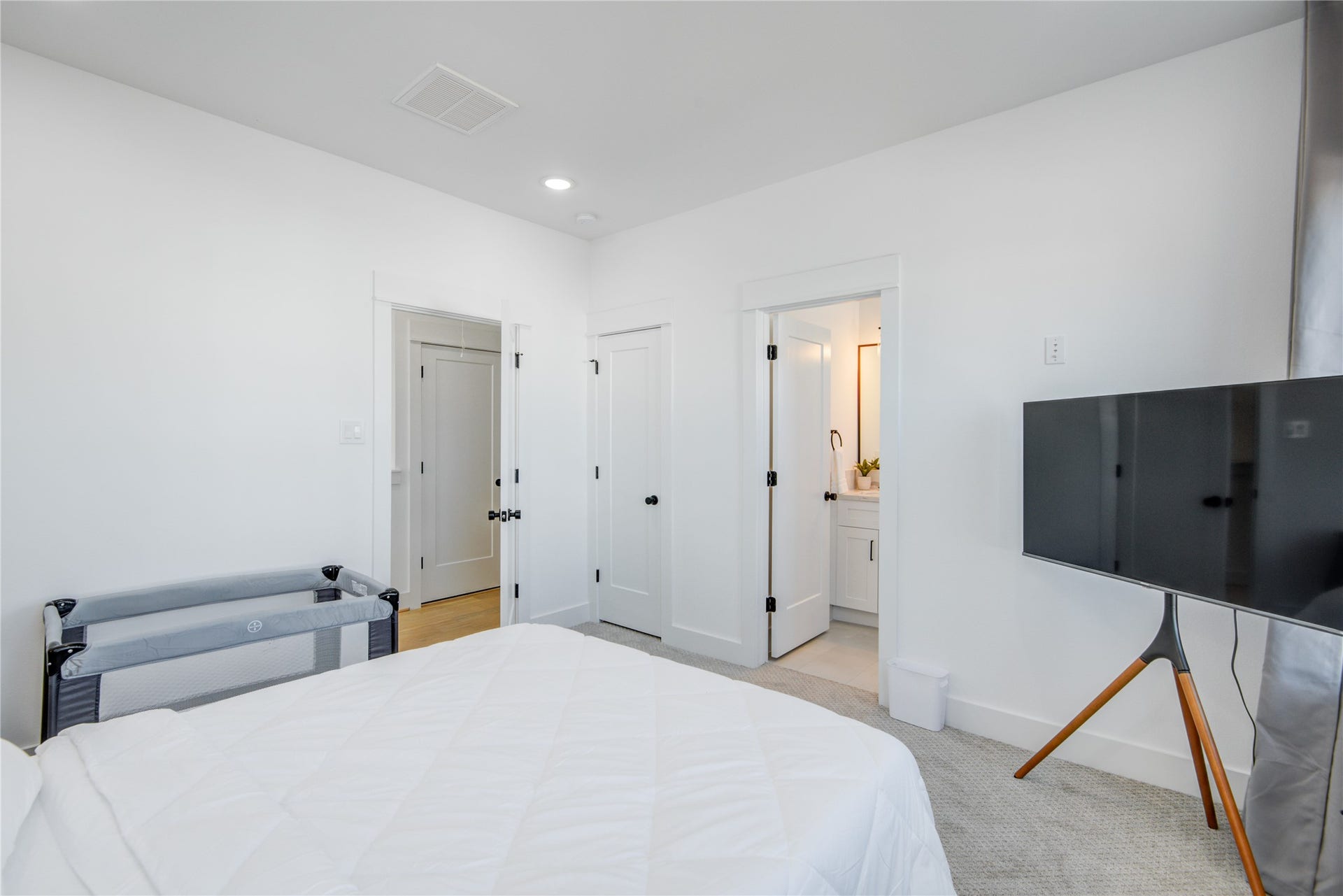 2725 Rosalie Street, Houston, TX 77004 2725 Rosalie Street, Houston, TX 77004