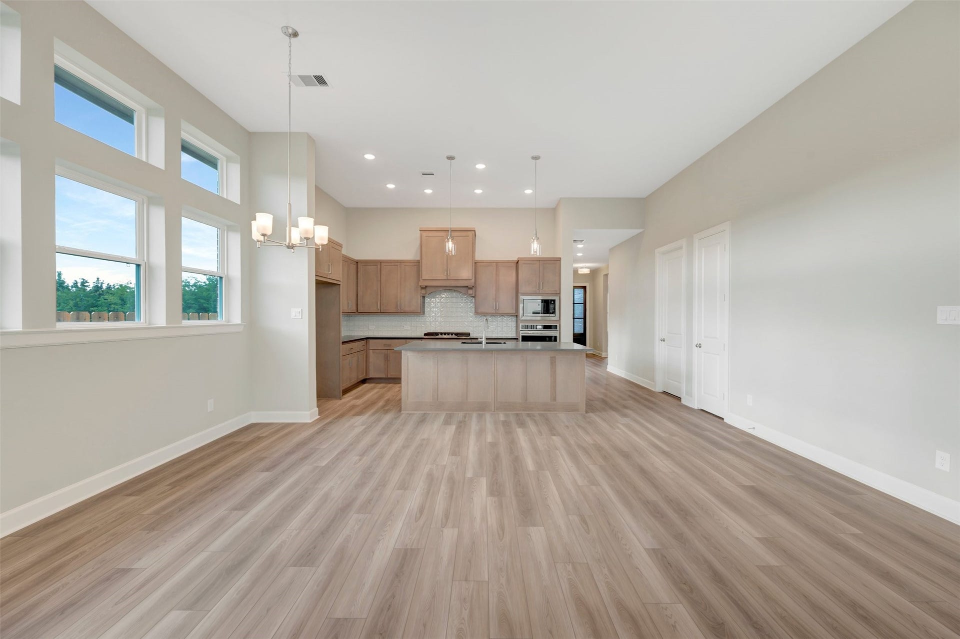 1935 El Pino Street, Montgomery, TX 77316