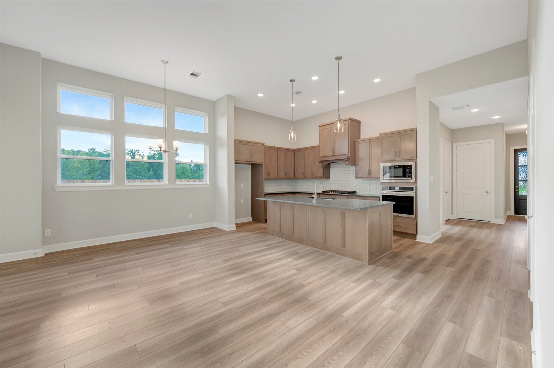 1935 El Pino Street, Montgomery, TX 77316