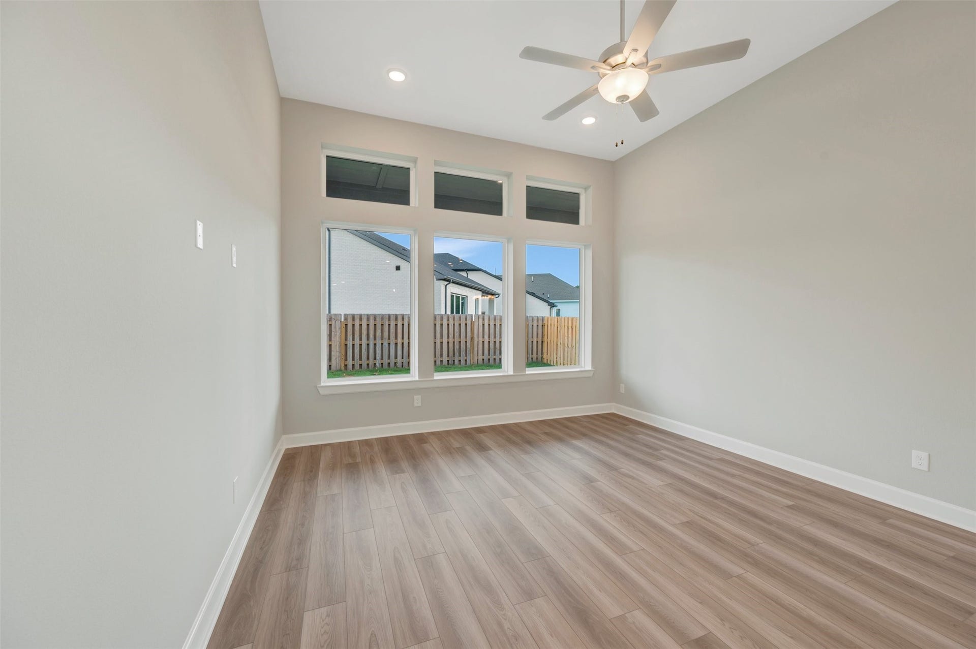 1935 El Pino Street, Montgomery, TX 77316