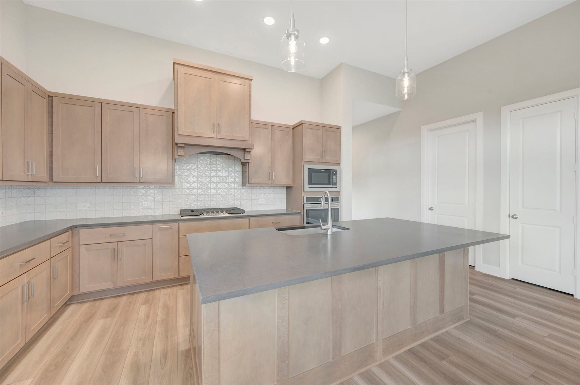 1935 El Pino Street, Montgomery, TX 77316