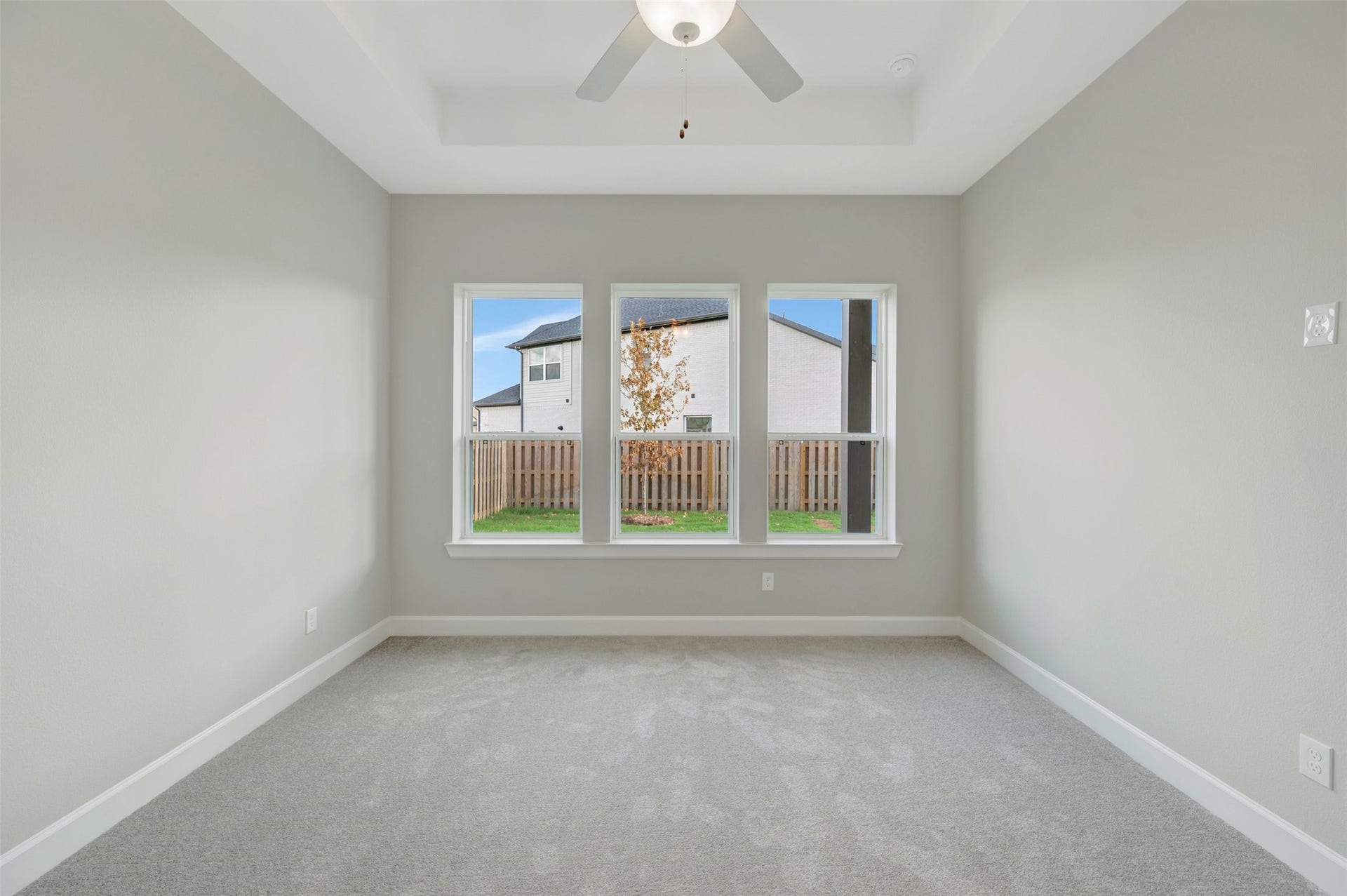 1935 El Pino Street, Montgomery, TX 77316