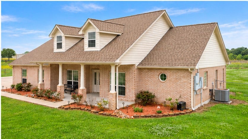 2224 County Road 660b, Danbury, TX 77534