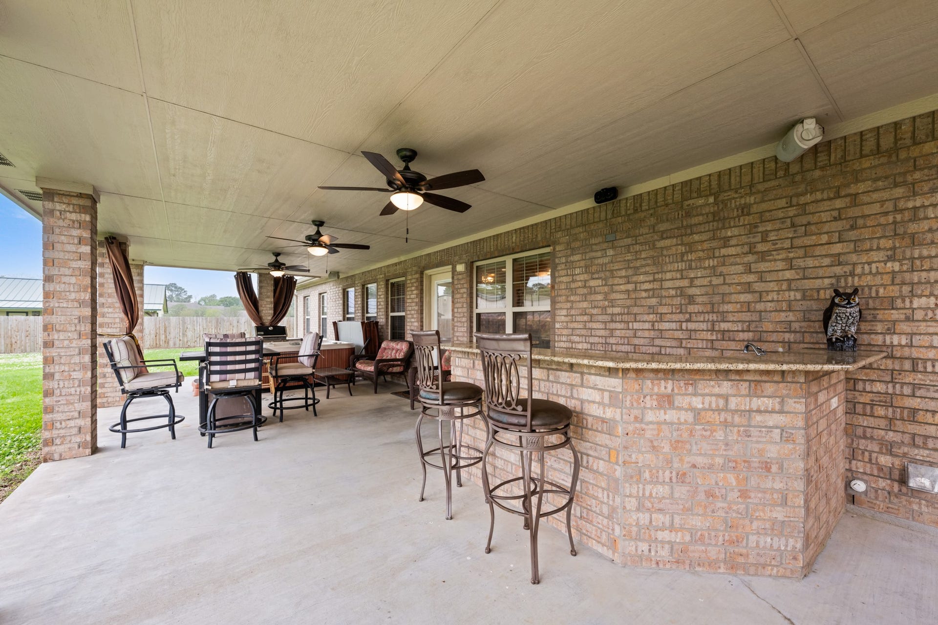 2224 County Road 660b, Danbury, TX 77534