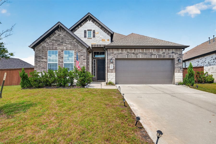Property photo for 5051 Country Meadows Trail, Iowa Colony, TX