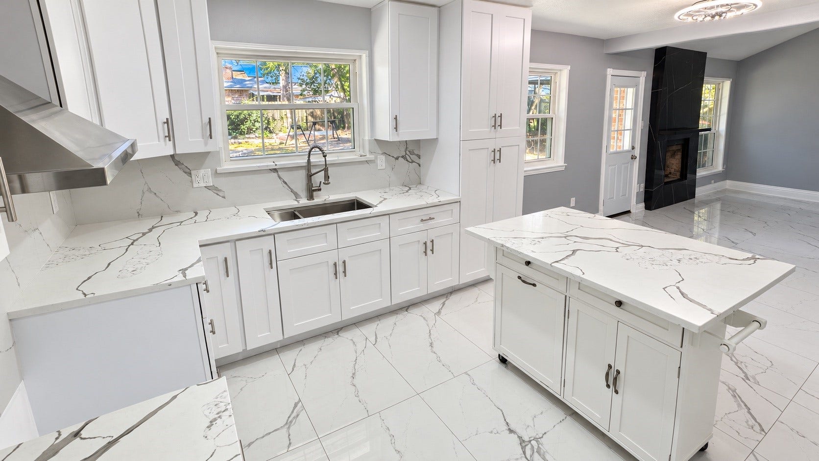 4319 Towergate Drive, Spring, TX 77373 Beautifully updated kitchen