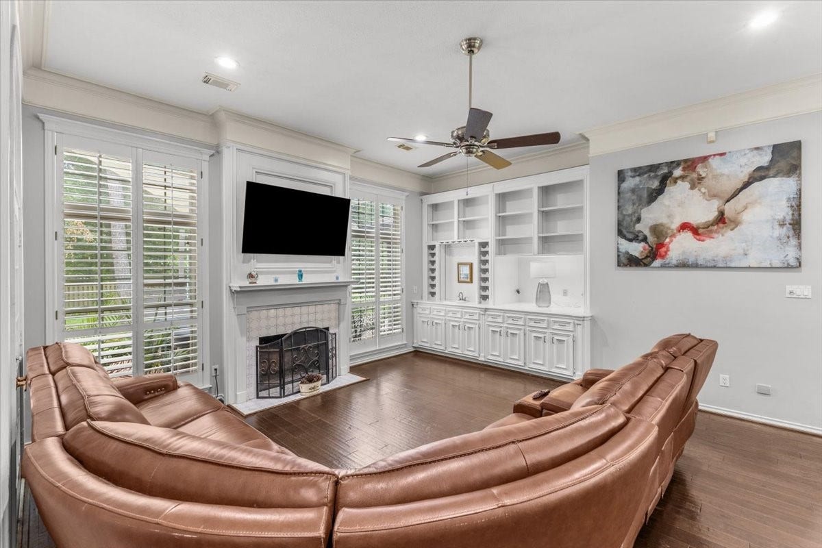 5611 Garden Point Drive, Kingwood, TX 77345 5611 Garden Point Drive, Kingwood, TX 77345