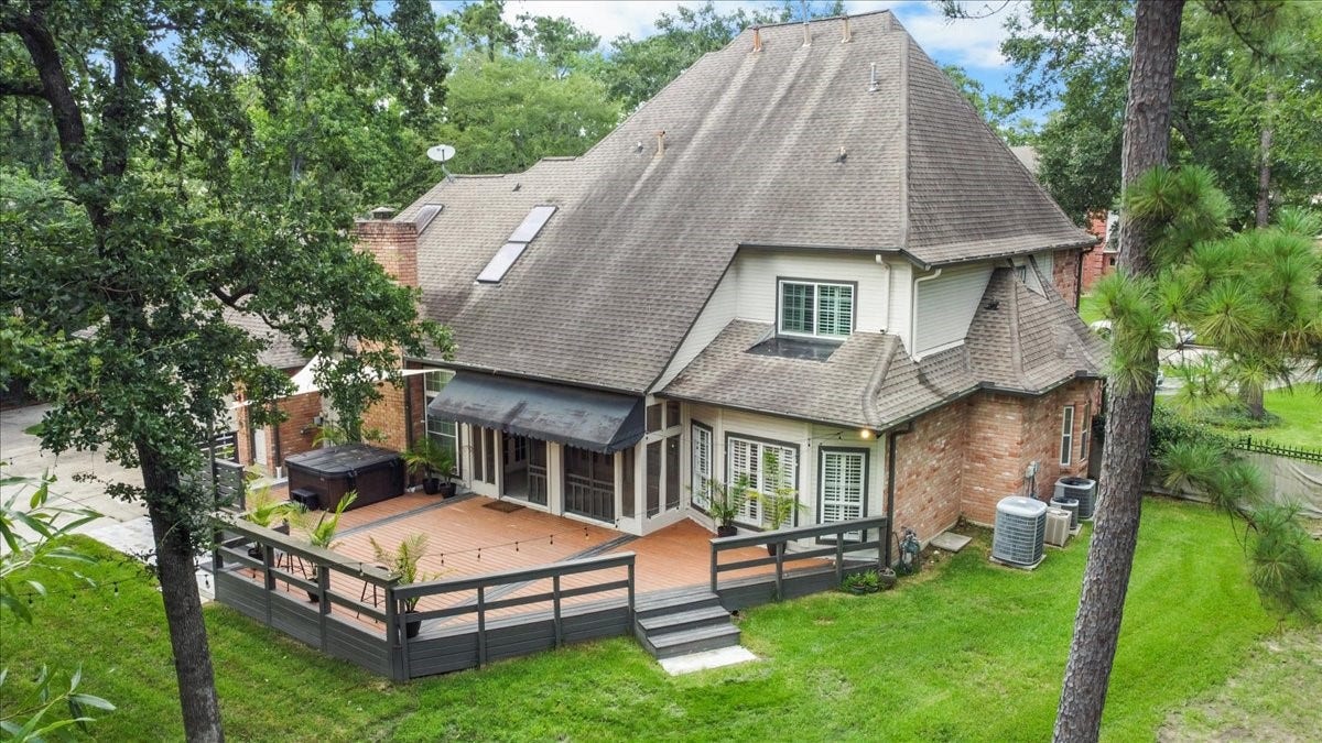5611 Garden Point Drive, Kingwood, TX 77345 5611 Garden Point Drive, Kingwood, TX 77345