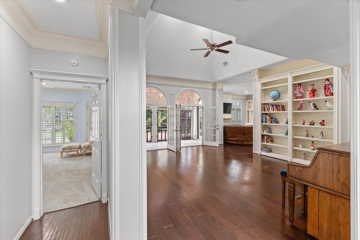 5611 Garden Point Drive, Kingwood, TX 77345 5611 Garden Point Drive, Kingwood, TX 77345