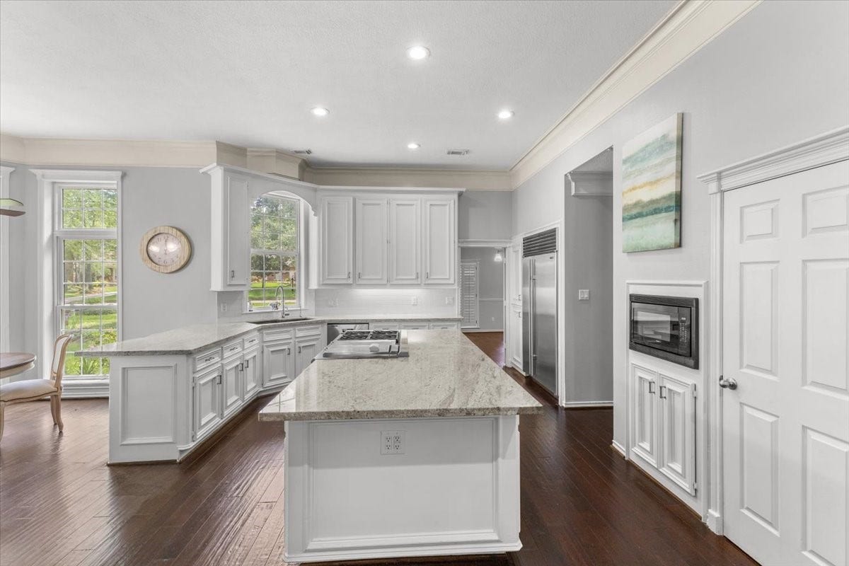 5611 Garden Point Drive, Kingwood, TX 77345 5611 Garden Point Drive, Kingwood, TX 77345