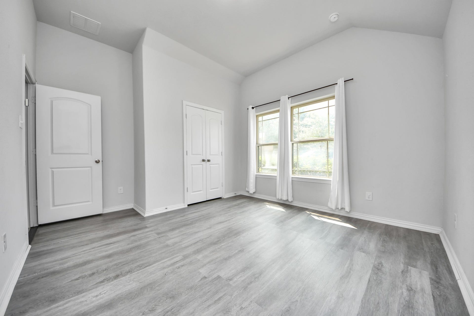 1206 Portimao Court, Crosby, TX 77532 Primary Bedroom #1