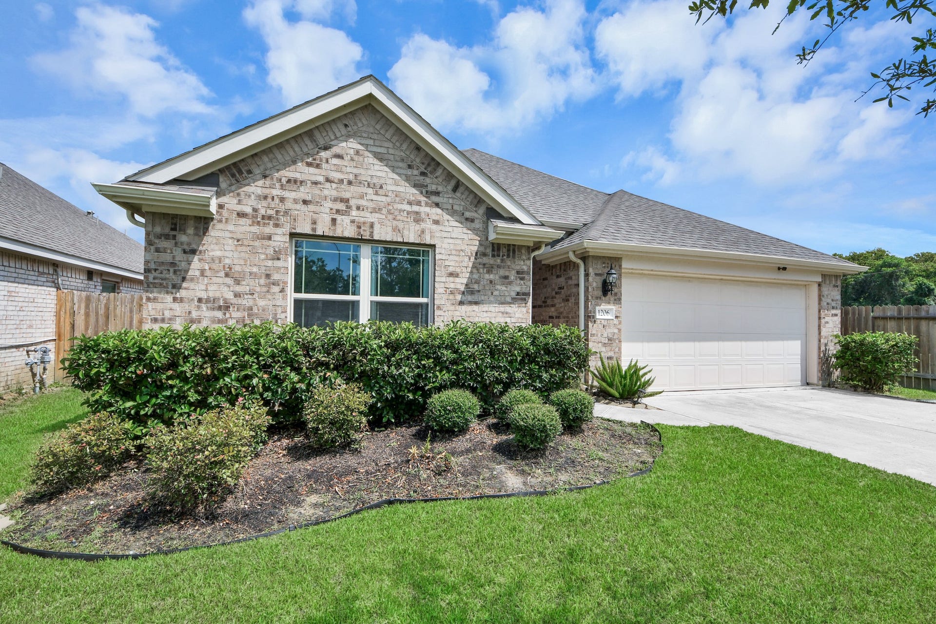 1206 Portimao Court, Crosby, TX 77532 1206 Portimao Court, Crosby, TX 77532