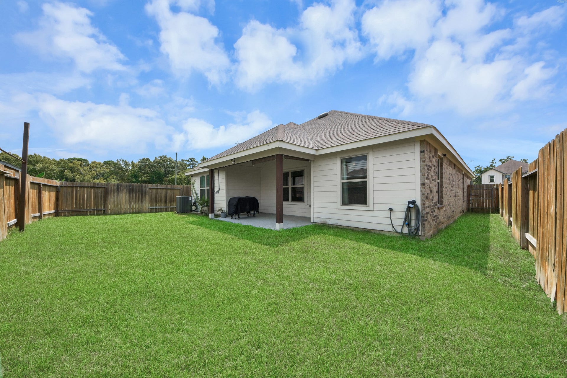 1206 Portimao Court, Crosby, TX 77532 1206 Portimao Court, Crosby, TX 77532