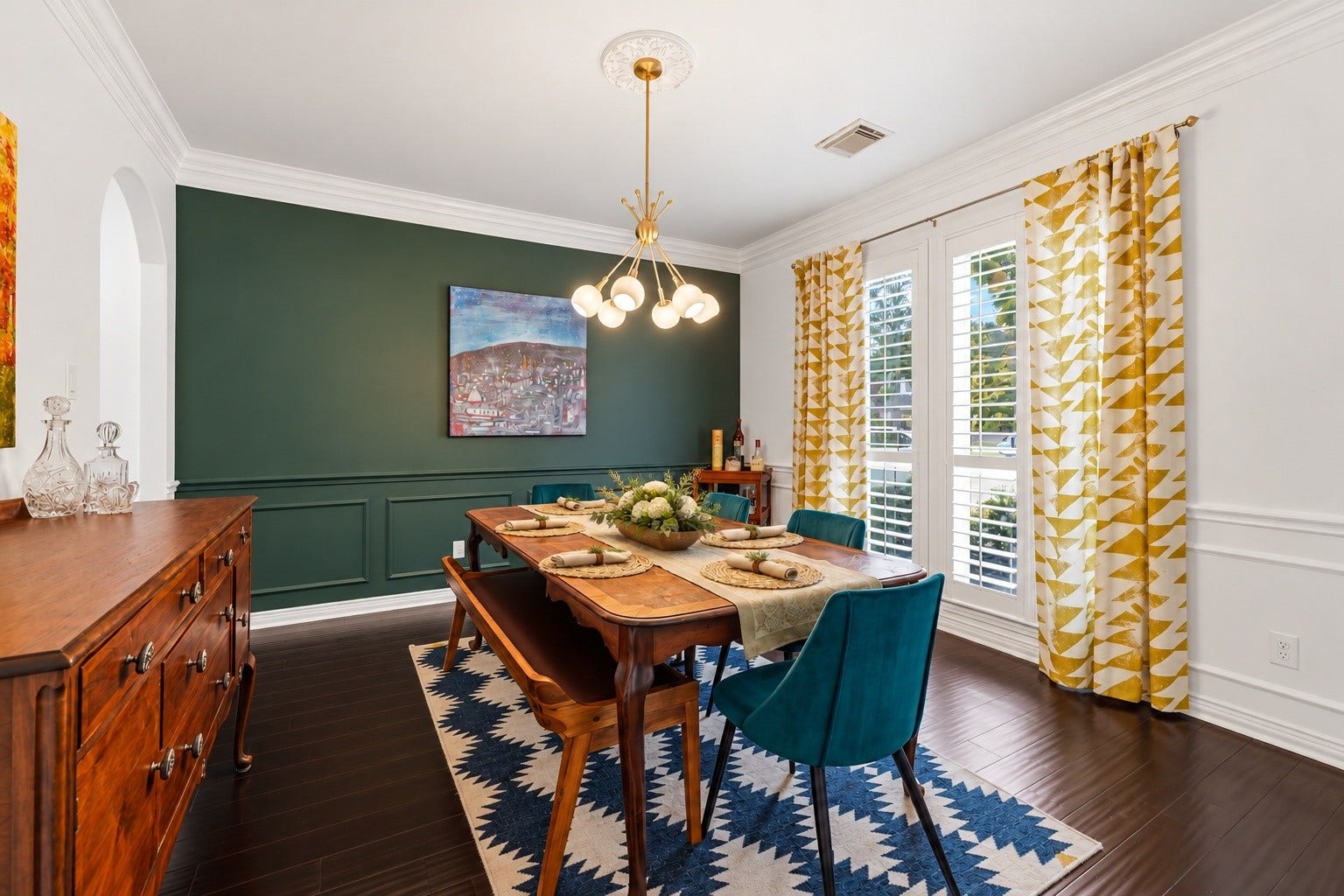 Formal dining area to the right as you enter the home