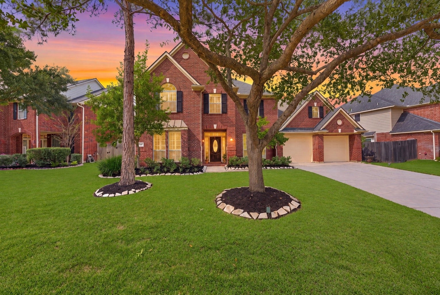 Front Elevation. Grass has been digitally enhanced.