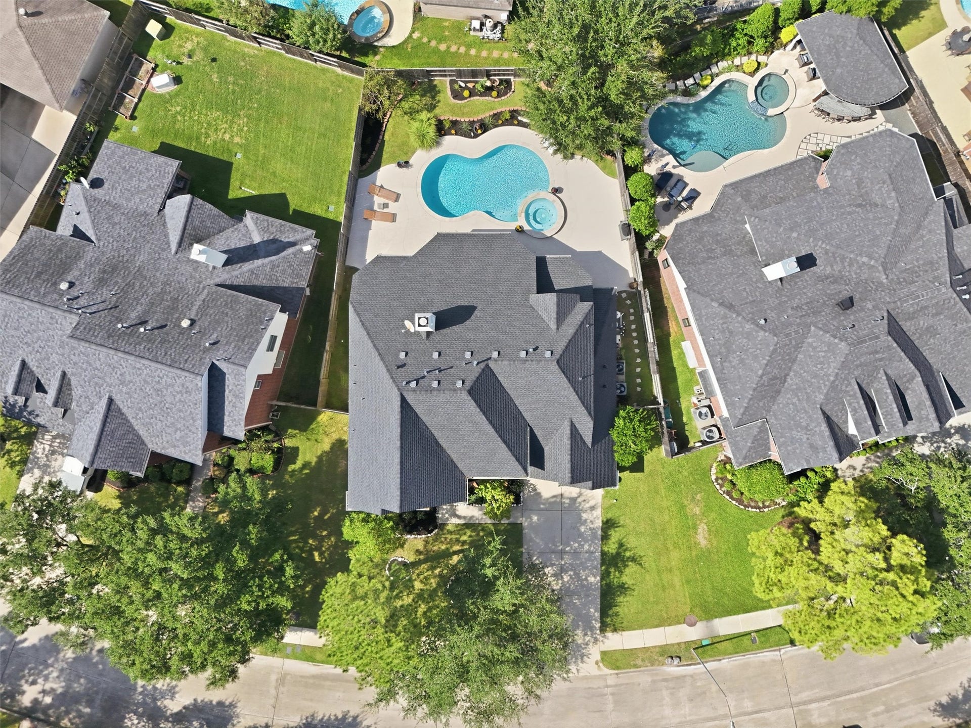 Aeriel photo of large lot