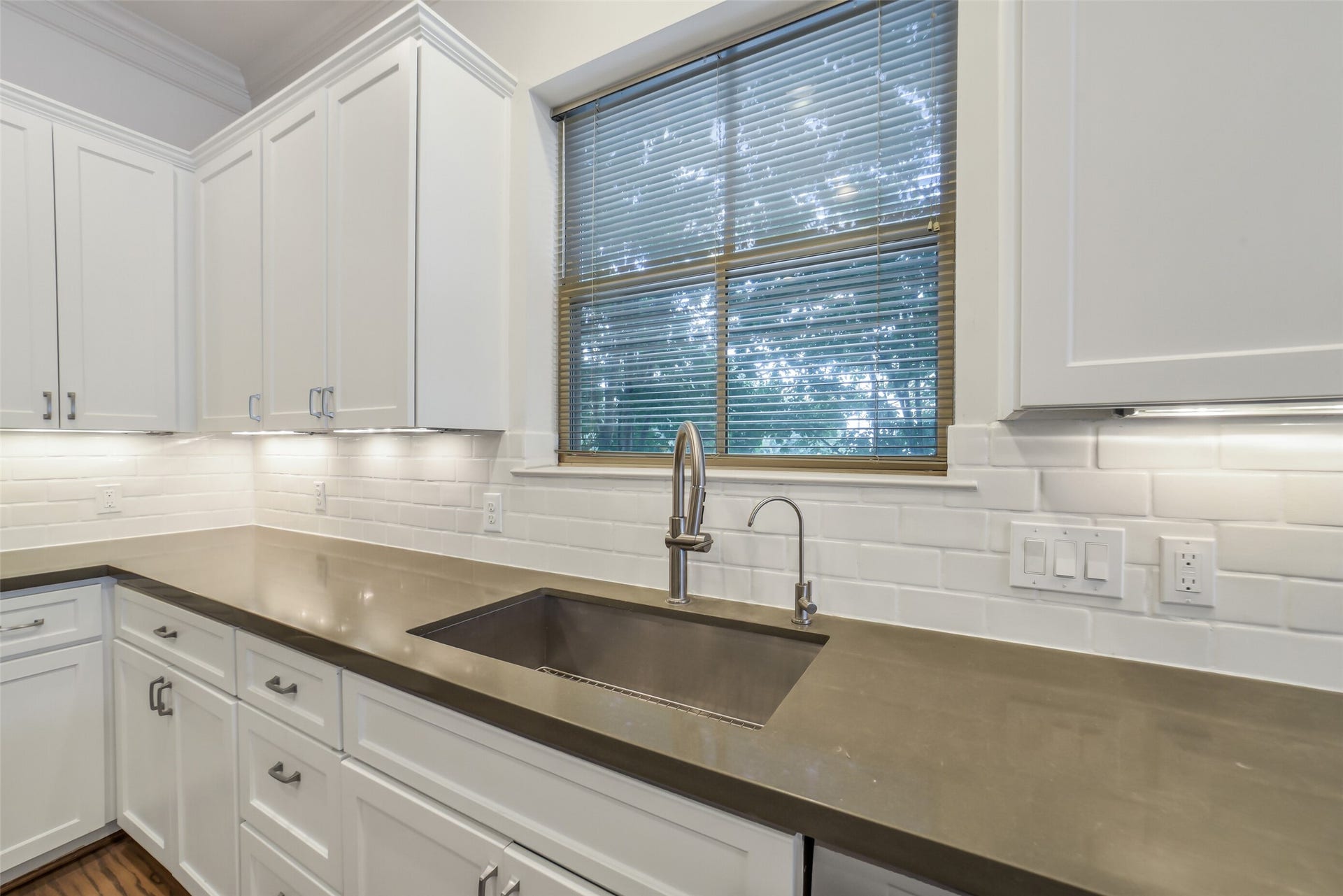 15943 Morgan Street, Sugar Land, TX 77478 15943 Morgan Street, Sugar Land, TX 77478