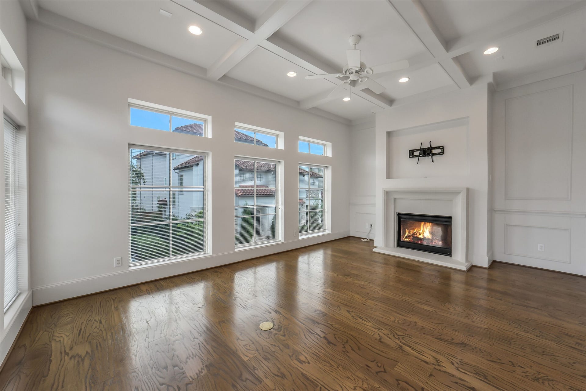 15943 Morgan Street, Sugar Land, TX 77478 15943 Morgan Street, Sugar Land, TX 77478