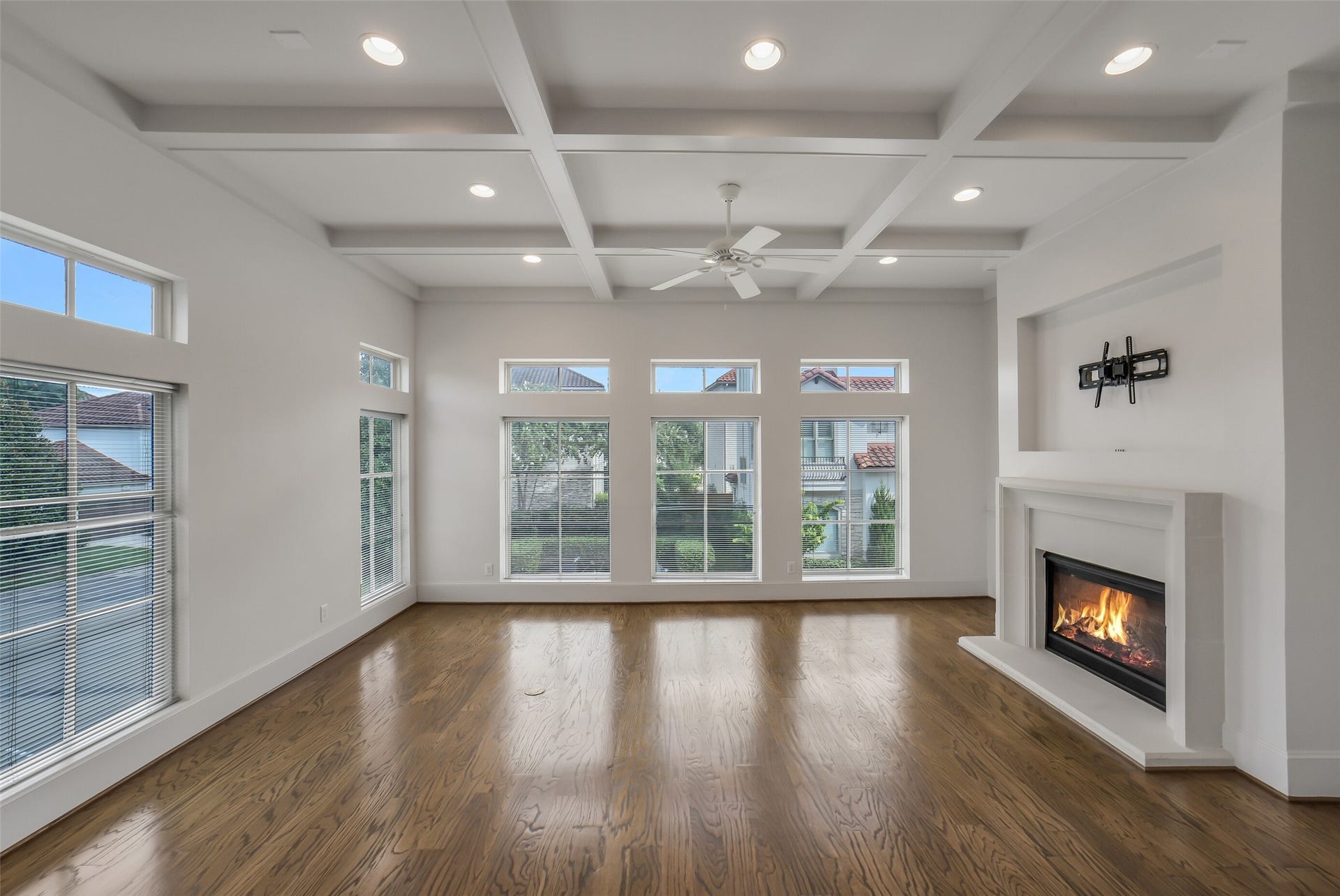 15943 Morgan Street, Sugar Land, TX 77478 15943 Morgan Street, Sugar Land, TX 77478
