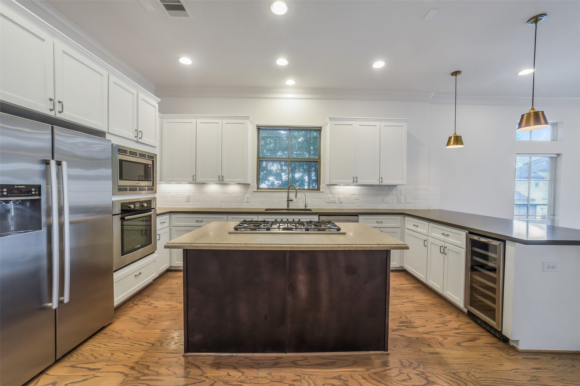 15943 Morgan Street, Sugar Land, TX 77478 15943 Morgan Street, Sugar Land, TX 77478