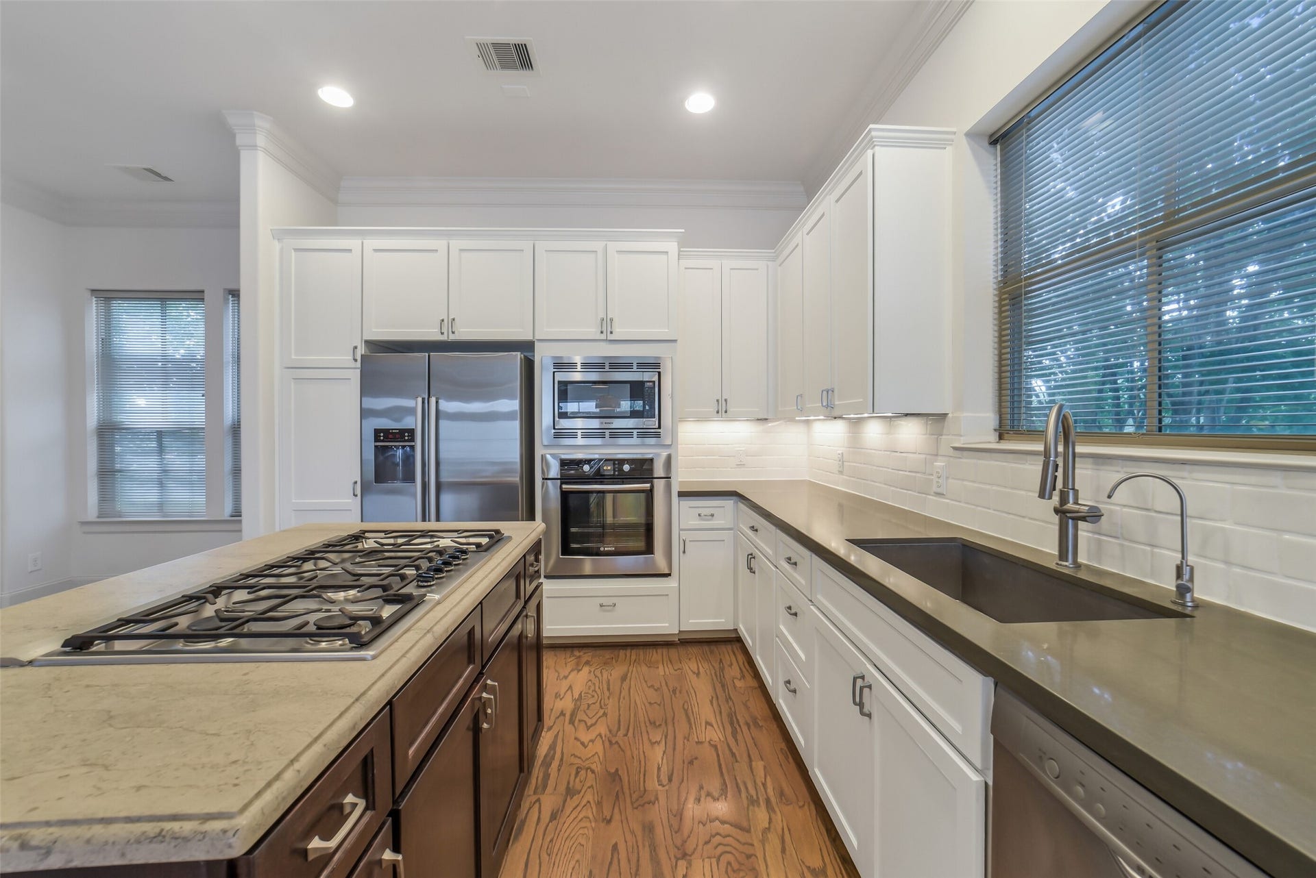 15943 Morgan Street, Sugar Land, TX 77478 15943 Morgan Street, Sugar Land, TX 77478