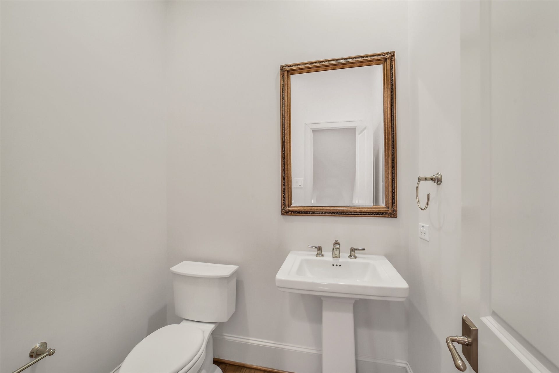 15943 Morgan Street, Sugar Land, TX 77478 15943 Morgan Street, Sugar Land, TX 77478