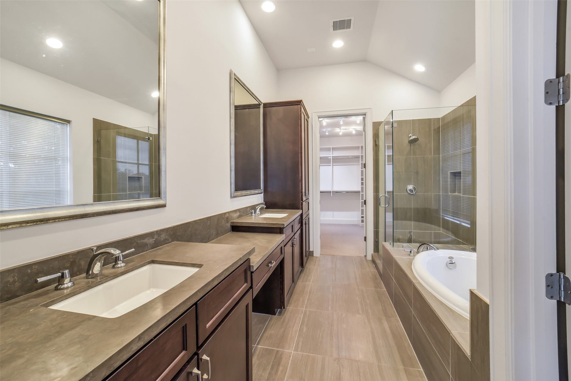 15943 Morgan Street, Sugar Land, TX 77478 15943 Morgan Street, Sugar Land, TX 77478