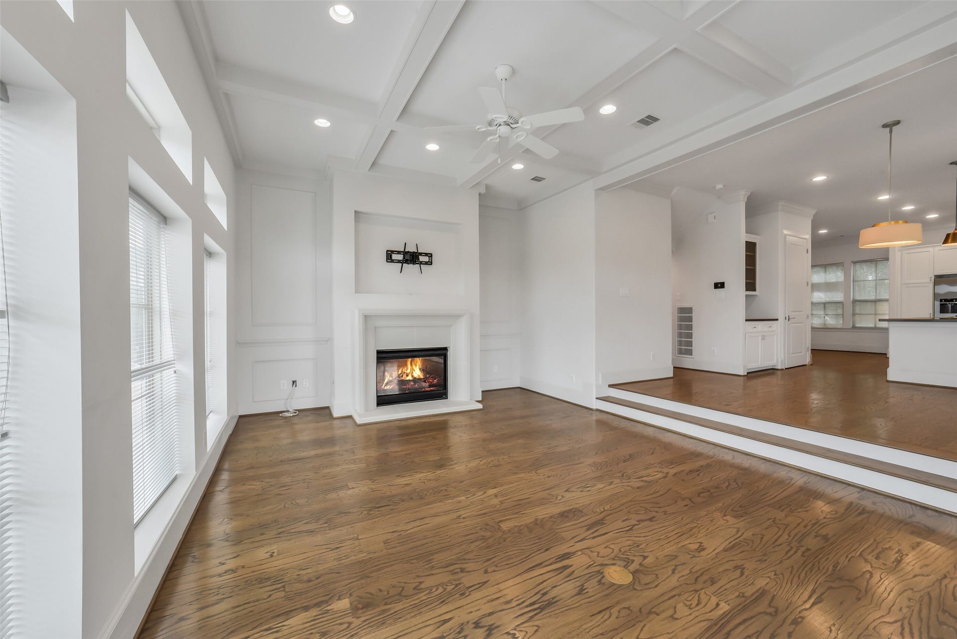 15943 Morgan Street, Sugar Land, TX 77478 15943 Morgan Street, Sugar Land, TX 77478
