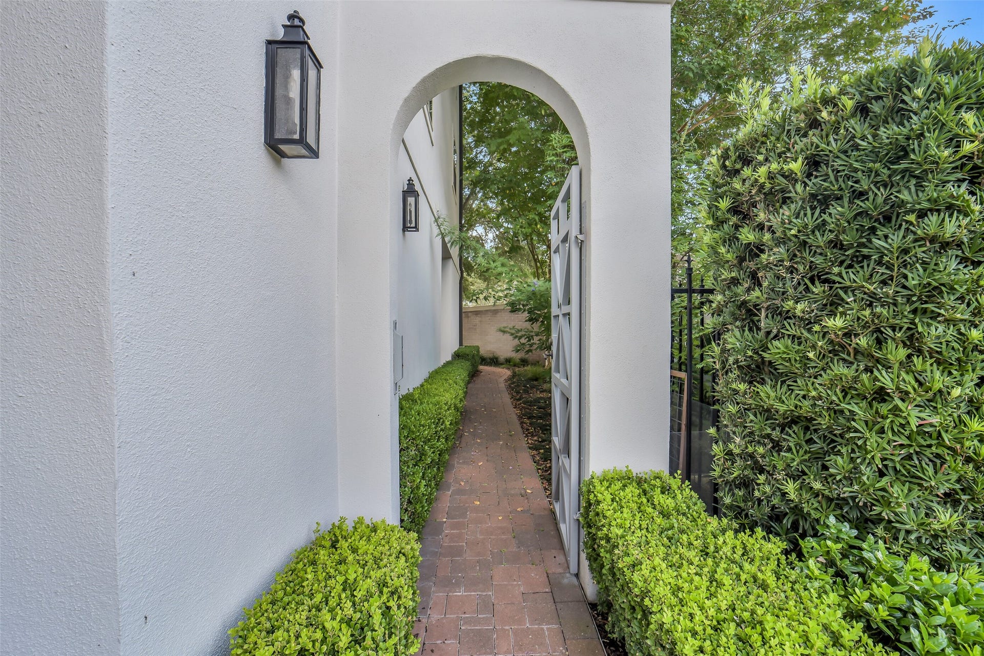15943 Morgan Street, Sugar Land, TX 77478 15943 Morgan Street, Sugar Land, TX 77478