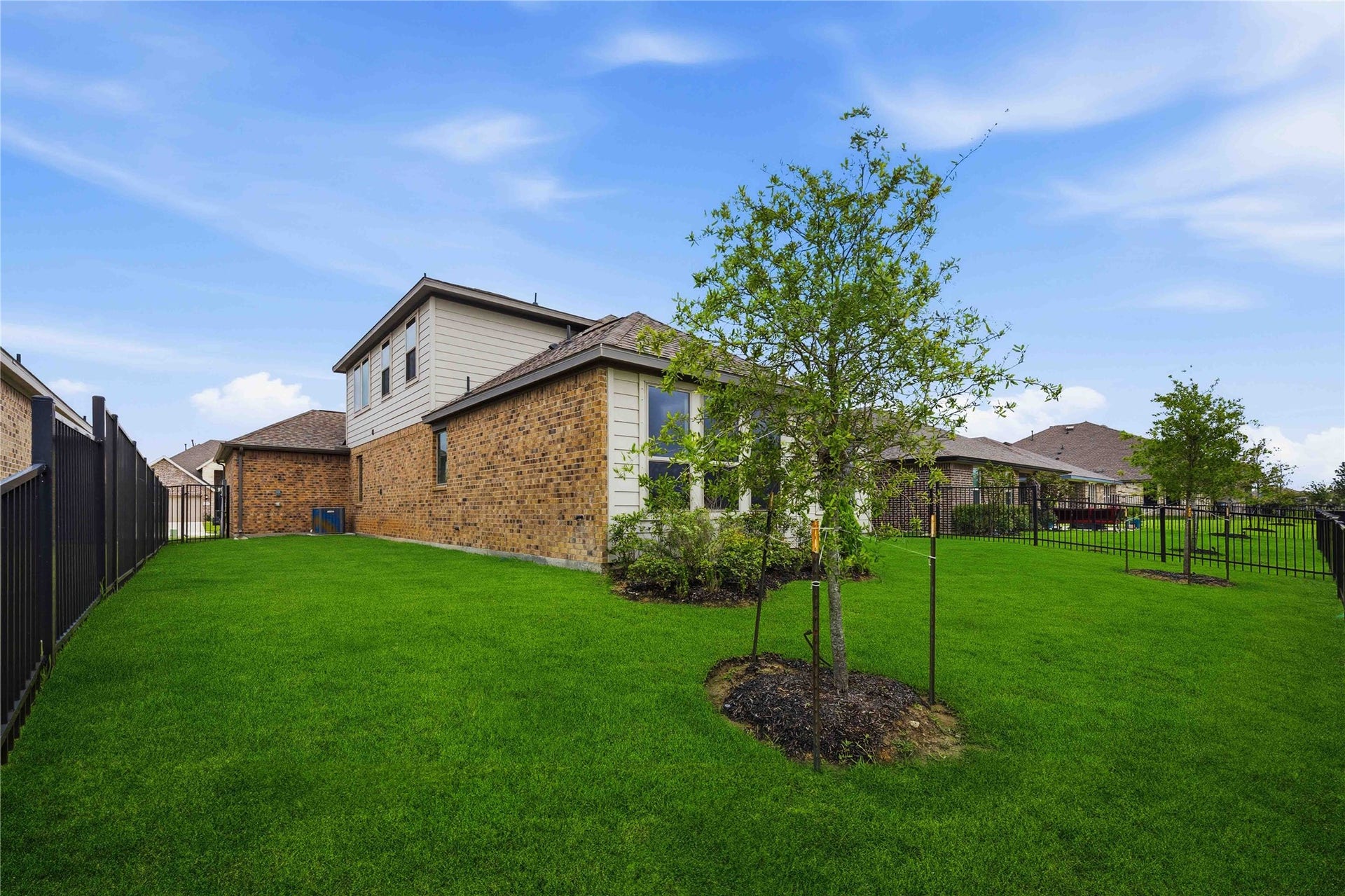 2512 Seneca Lake, La Marque, TX 77568 2512 Seneca Lake, La Marque, TX 77568
