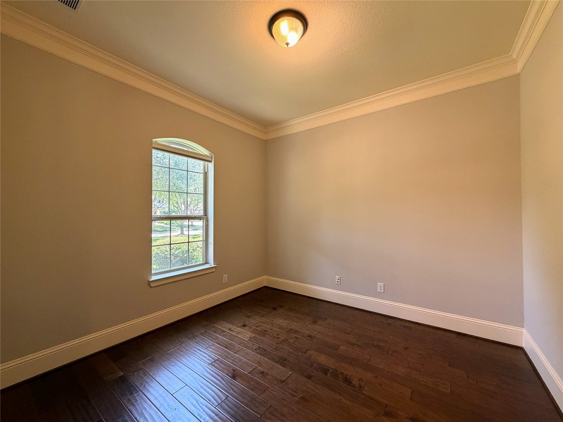 5119 Water Oak Crescent, Fulshear, TX 77441 Study/office @ entrance